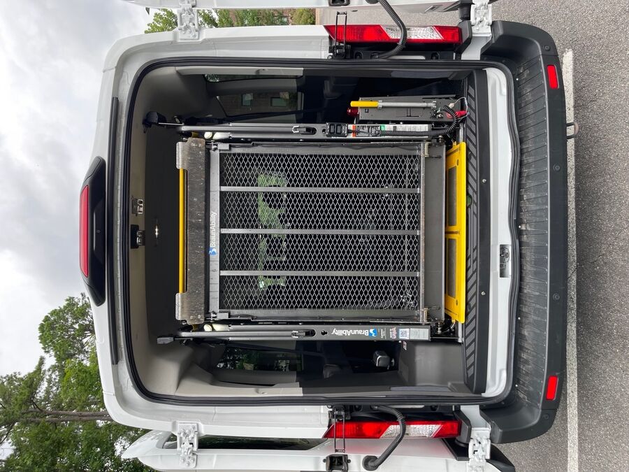 2023 Ford Transit Passenger Van XL - Photo 7