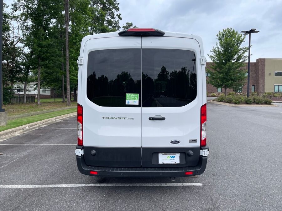 2023 Ford Transit Passenger Van XL - Photo 6