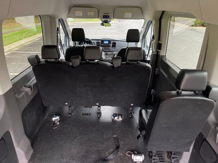 2023 Ford Transit Passenger Van XL - Photo 10