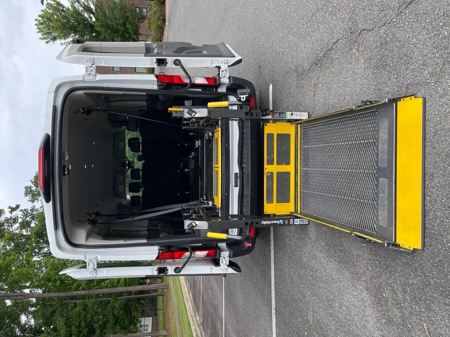 2023 Ford Transit Passenger Van XL - Photo 8