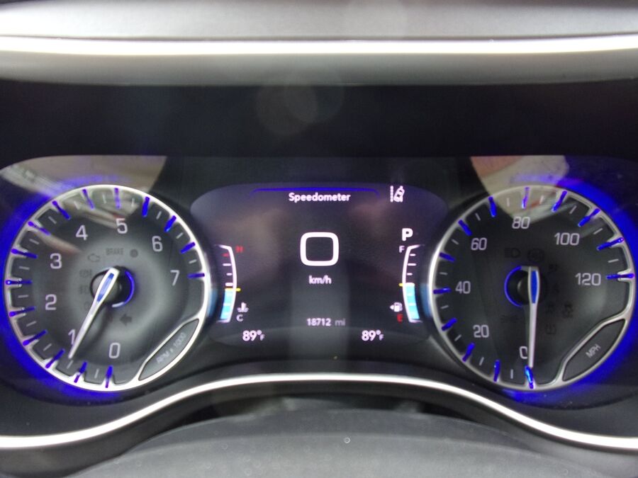 2022 Chrysler Pacifica Touring L - Photo 12