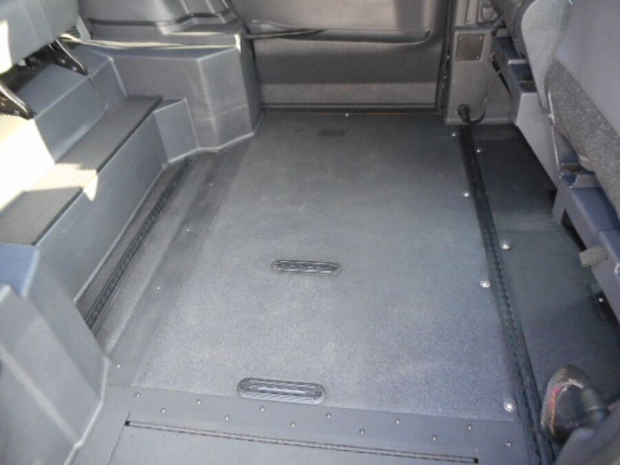2022 Toyota Sienna XSE - Photo 22