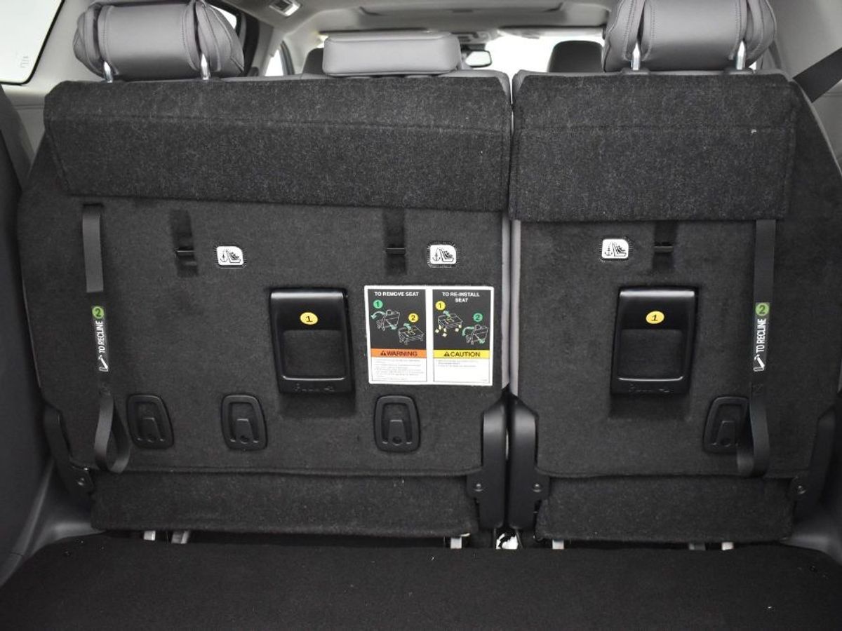 2024 Toyota Sienna XLE - Photo 7
