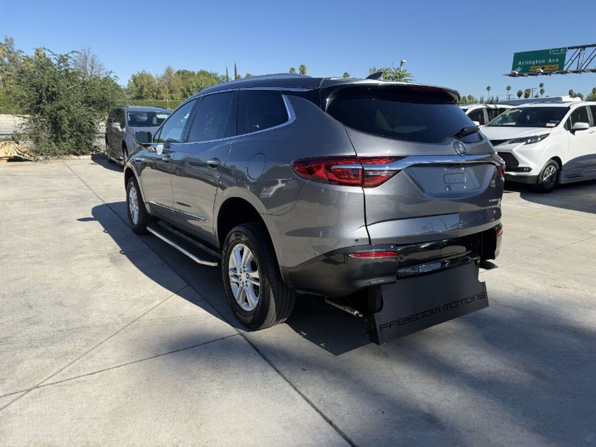2019 Buick Enclave Essence - Photo 2