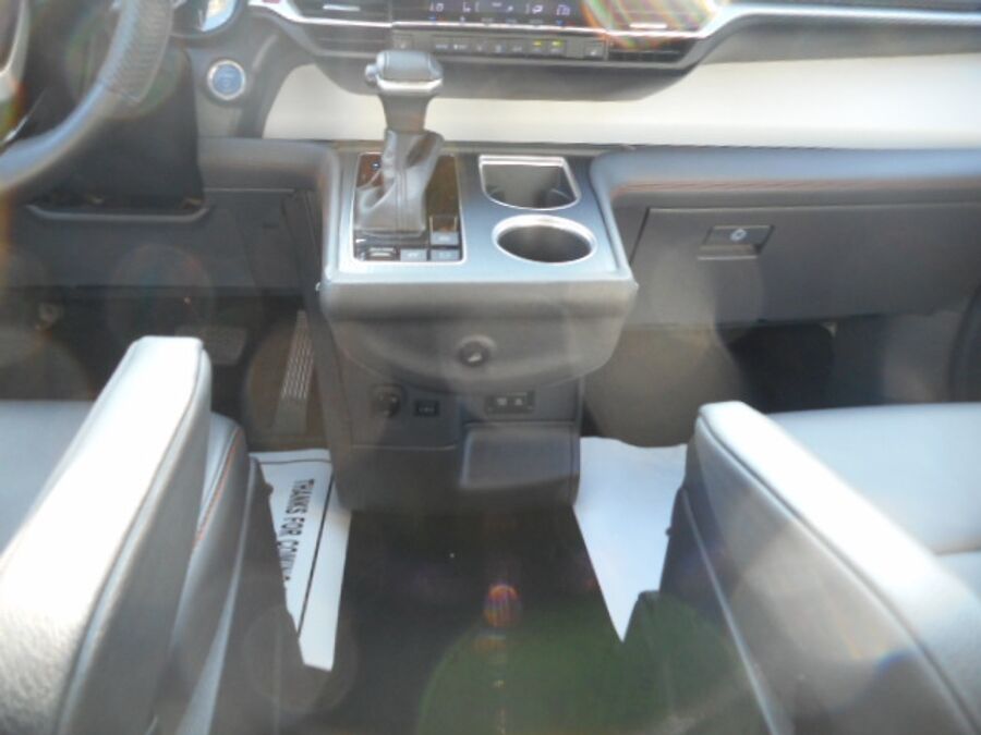 2022 Toyota Sienna XSE - Photo 16