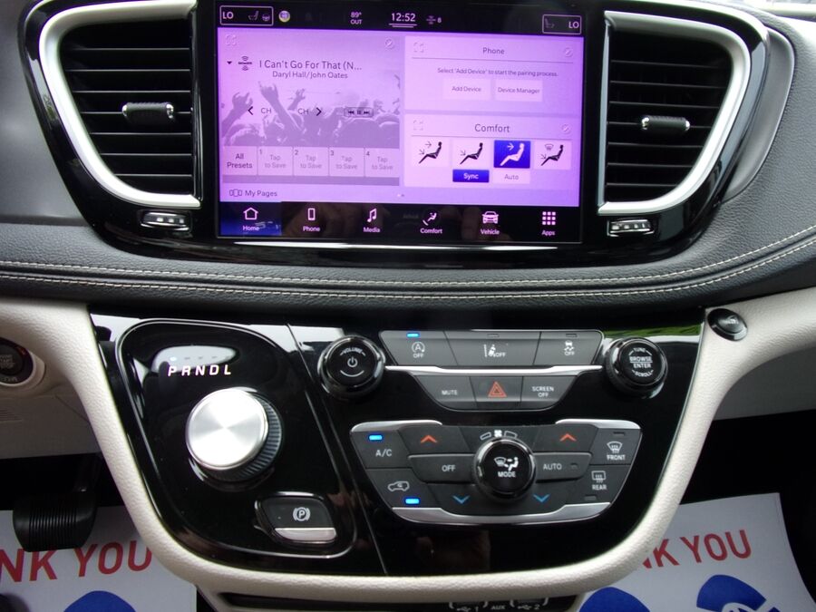 2022 Chrysler Pacifica Touring L - Photo 13