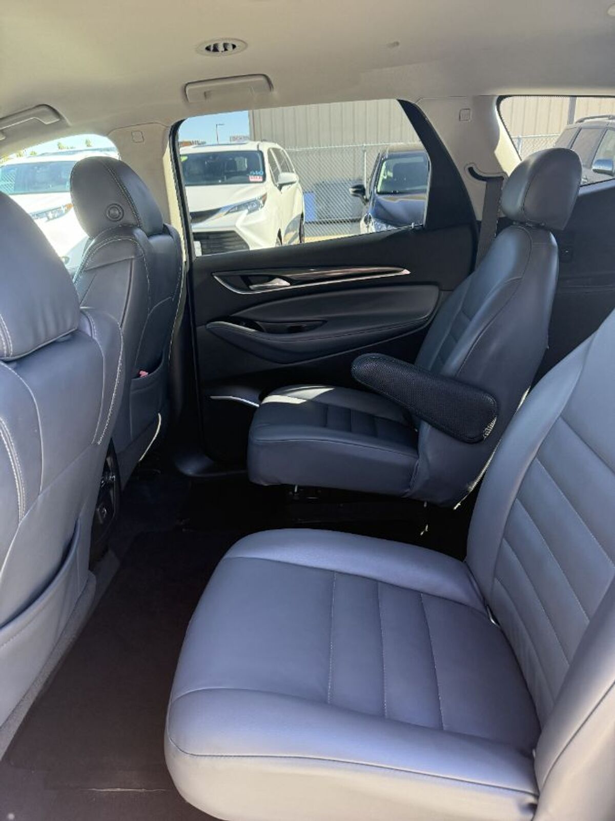 2019 Buick Enclave Essence - Photo 9
