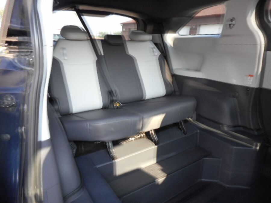 2022 Toyota Sienna XSE - Photo 20