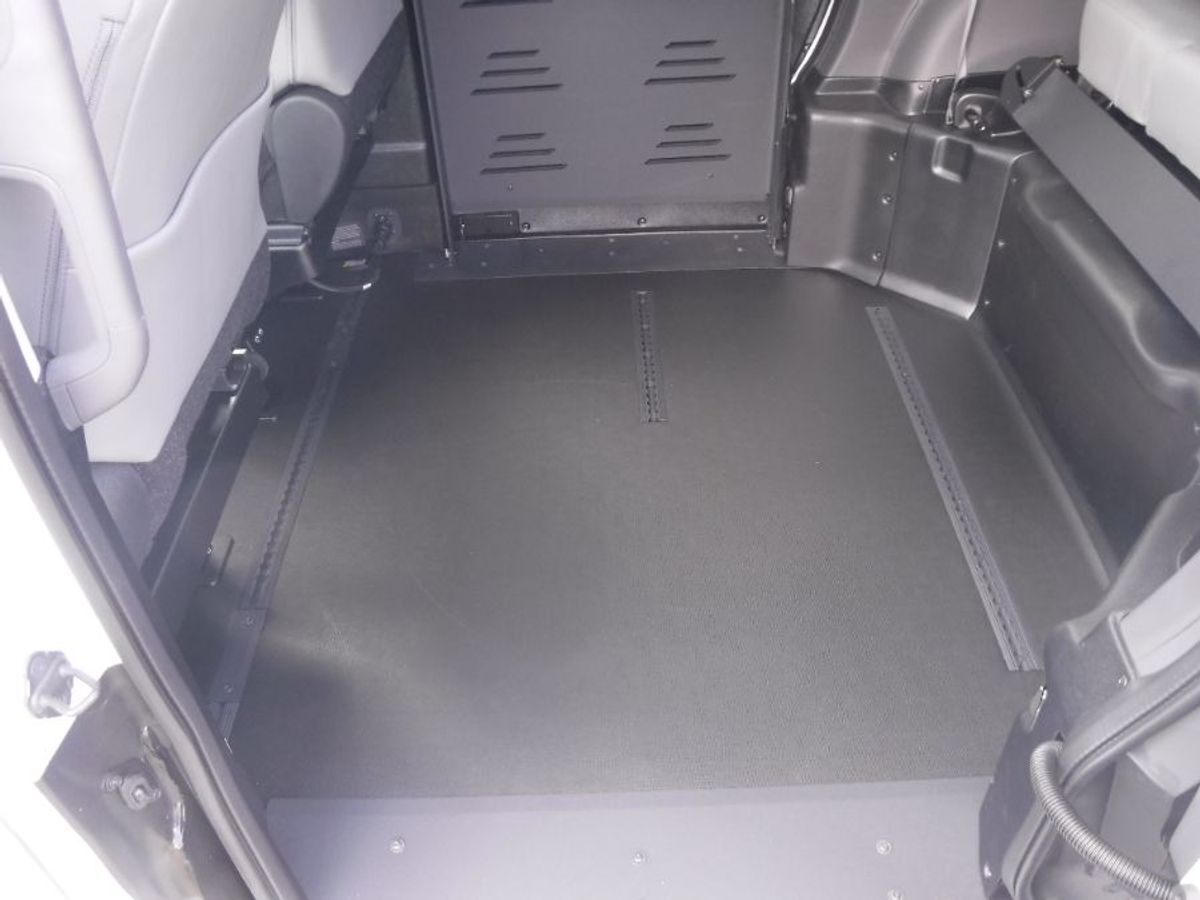 2023 Toyota Sienna XLE - Photo 19
