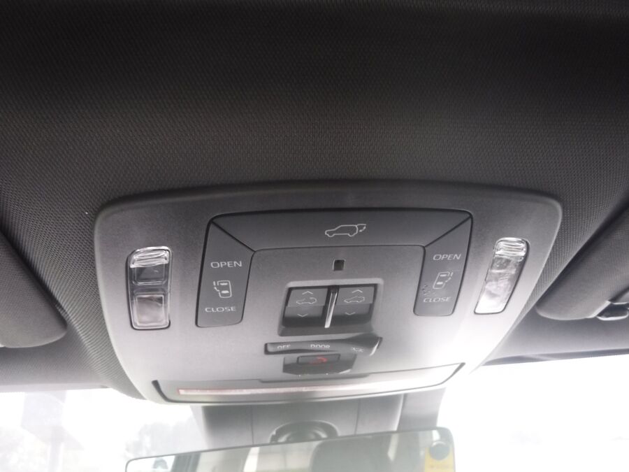 2024 Toyota Sienna Platinum - Photo 15