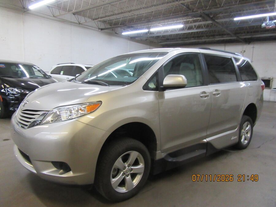 2017 Toyota Sienna
