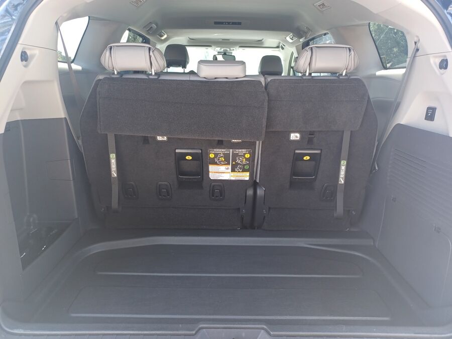 2022 Toyota Sienna XLE - Photo 20