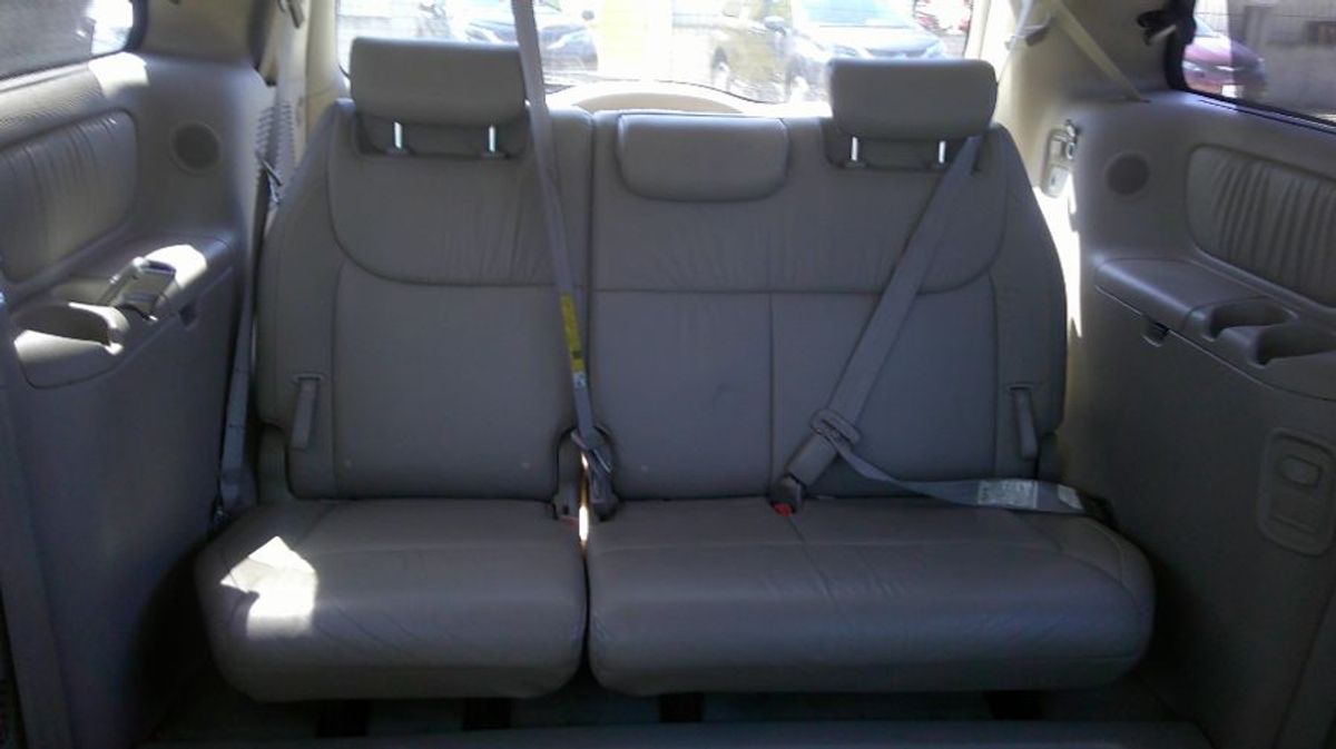 2008 Toyota Sienna XLE - Photo 11
