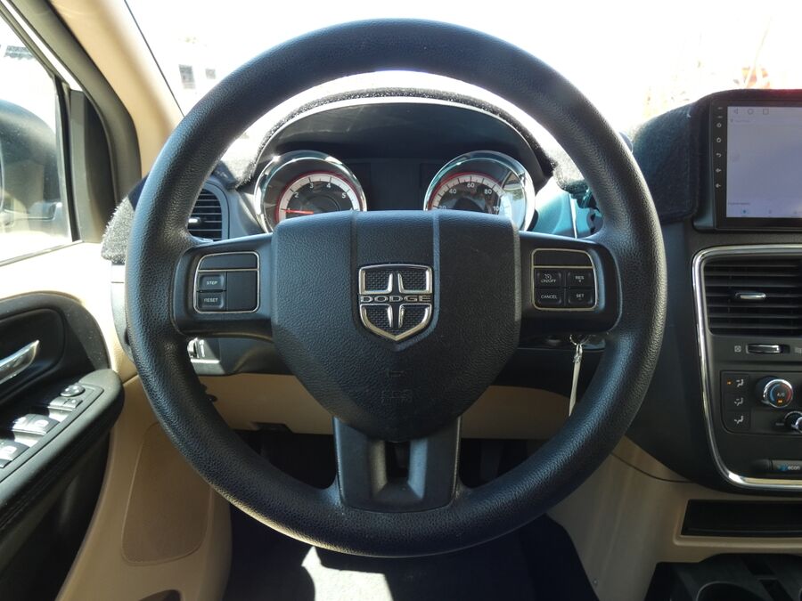 2014 Dodge Grand Caravan SE - Photo 16