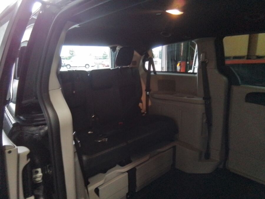 2017 Dodge Grand Caravan SXT - Photo 18