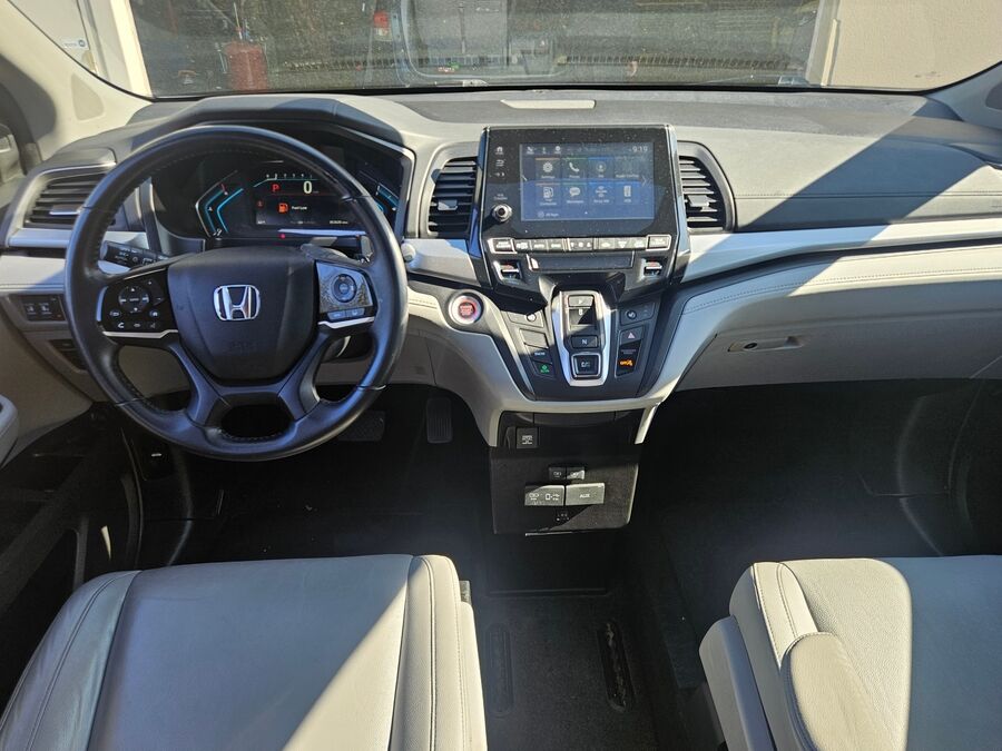 2019 Honda Odyssey EX-L - Photo 11