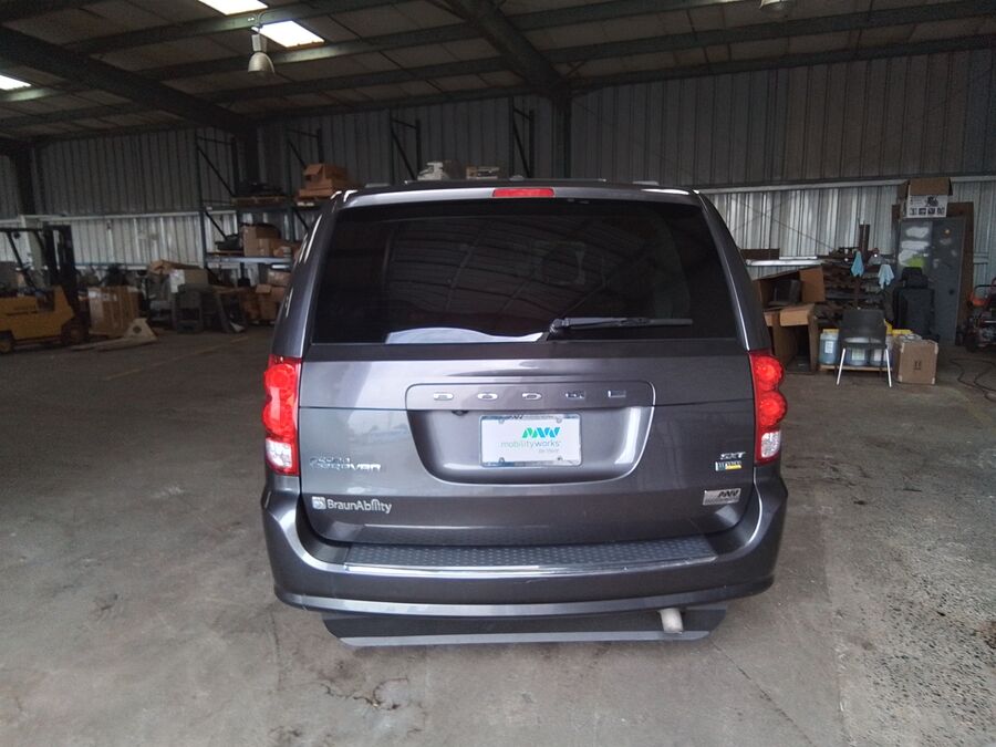 2017 Dodge Grand Caravan SXT - Photo 6