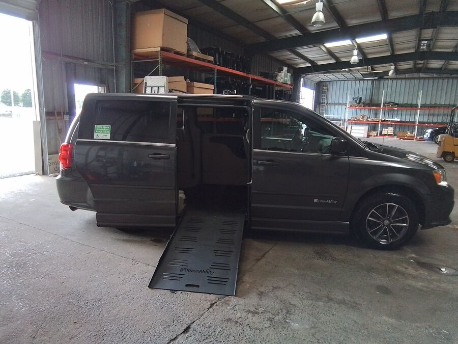 2017 Dodge Grand Caravan SXT - Photo 8