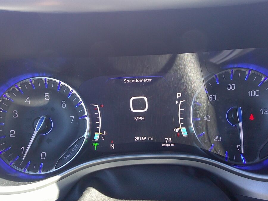 2021 Chrysler Pacifica Touring L - Photo 13