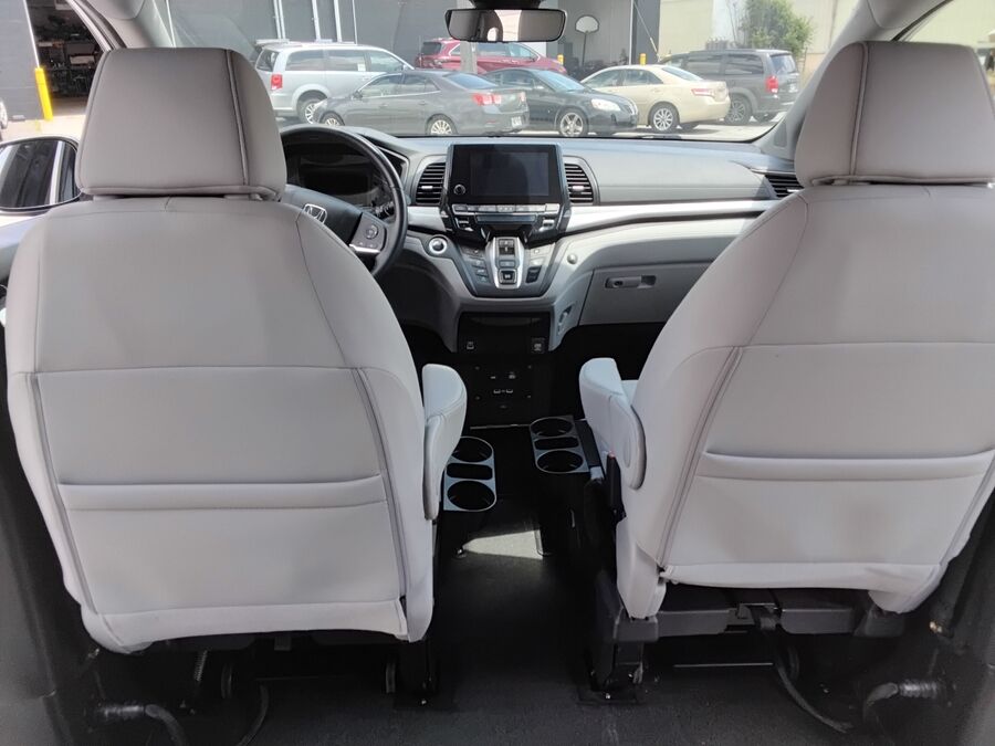 2021 Honda Odyssey EX-L - Photo 16