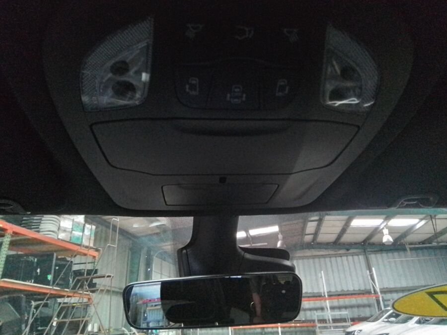 2027 Chrysler Voyager LX - Photo 13