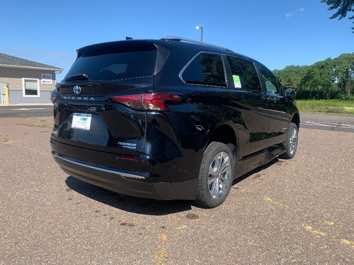 2022 Toyota Sienna Platinum - Photo 10