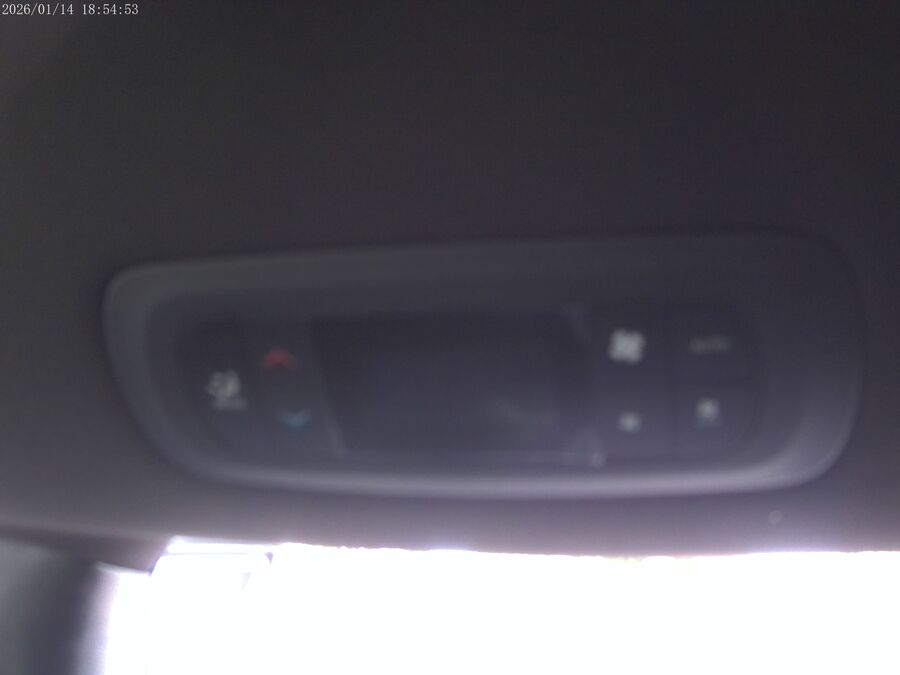 2026 Chrysler Voyager LX - Photo 15