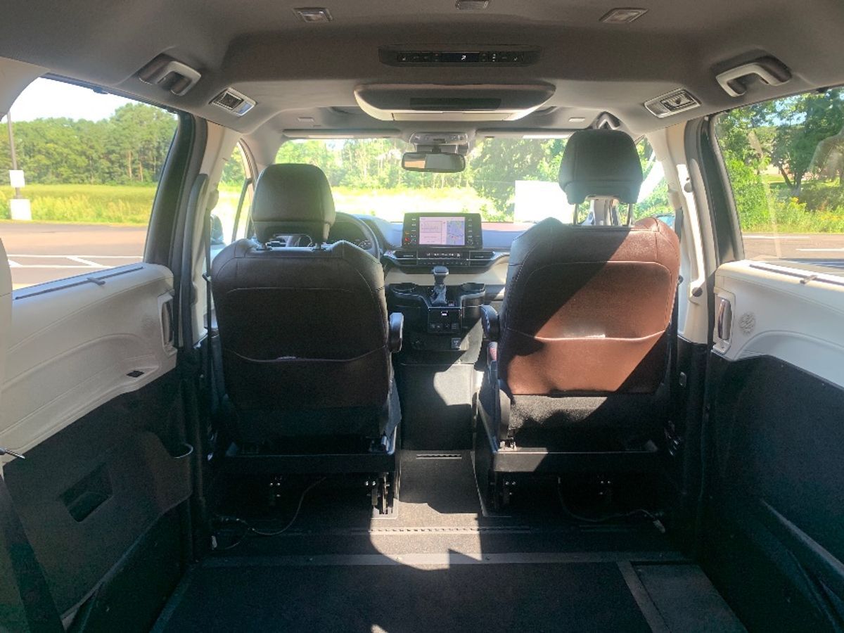 2022 Toyota Sienna Platinum - Photo 20