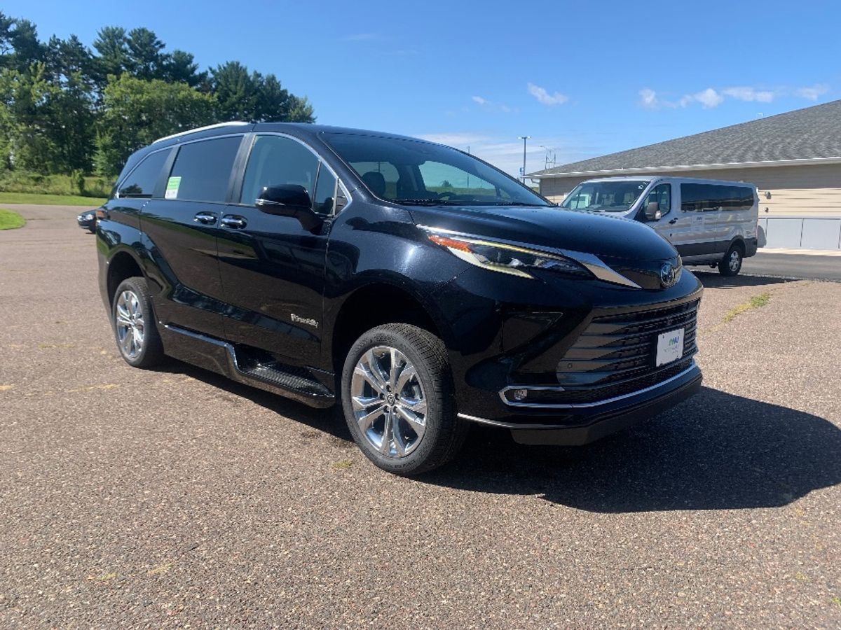 2022 Toyota Sienna Platinum - Photo 12