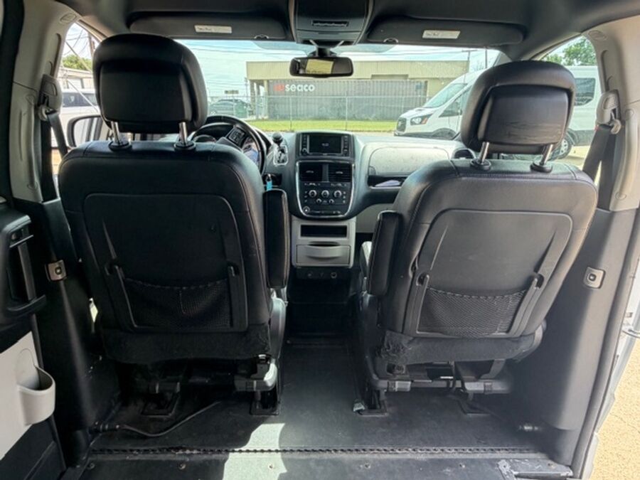 2019 Dodge Grand Caravan SXT - Photo 11