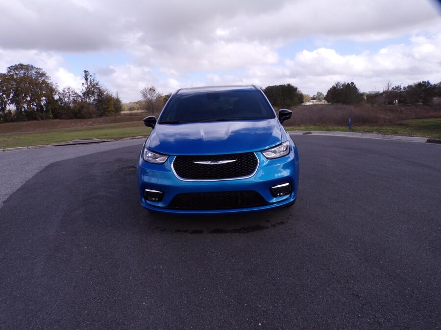 2026 Chrysler Pacifica
