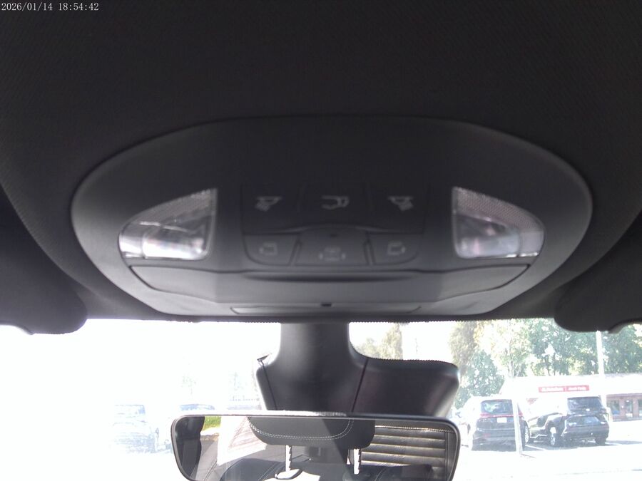 2026 Chrysler Voyager LX - Photo 13
