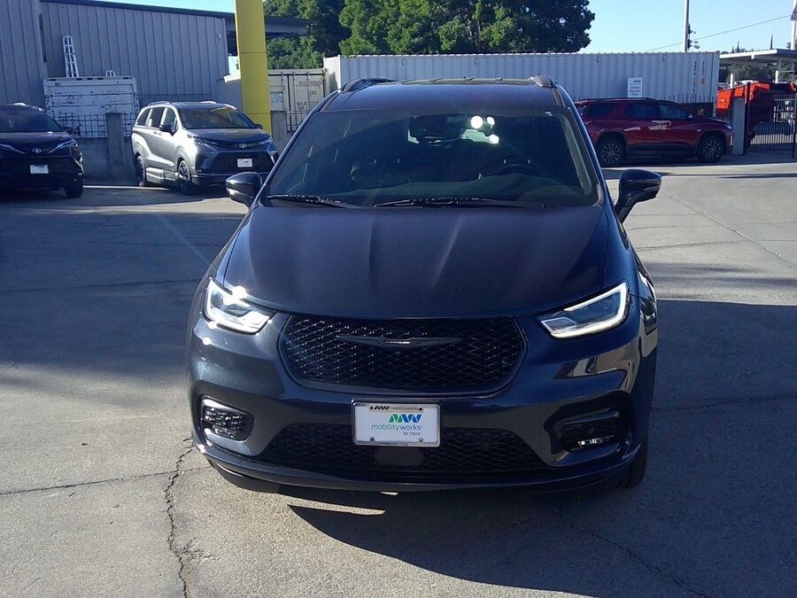 2021 Chrysler Pacifica