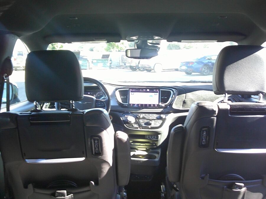 2021 Chrysler Pacifica Touring L - Photo 8