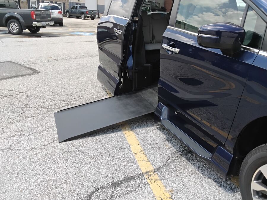2021 Honda Odyssey EX-L - Photo 13