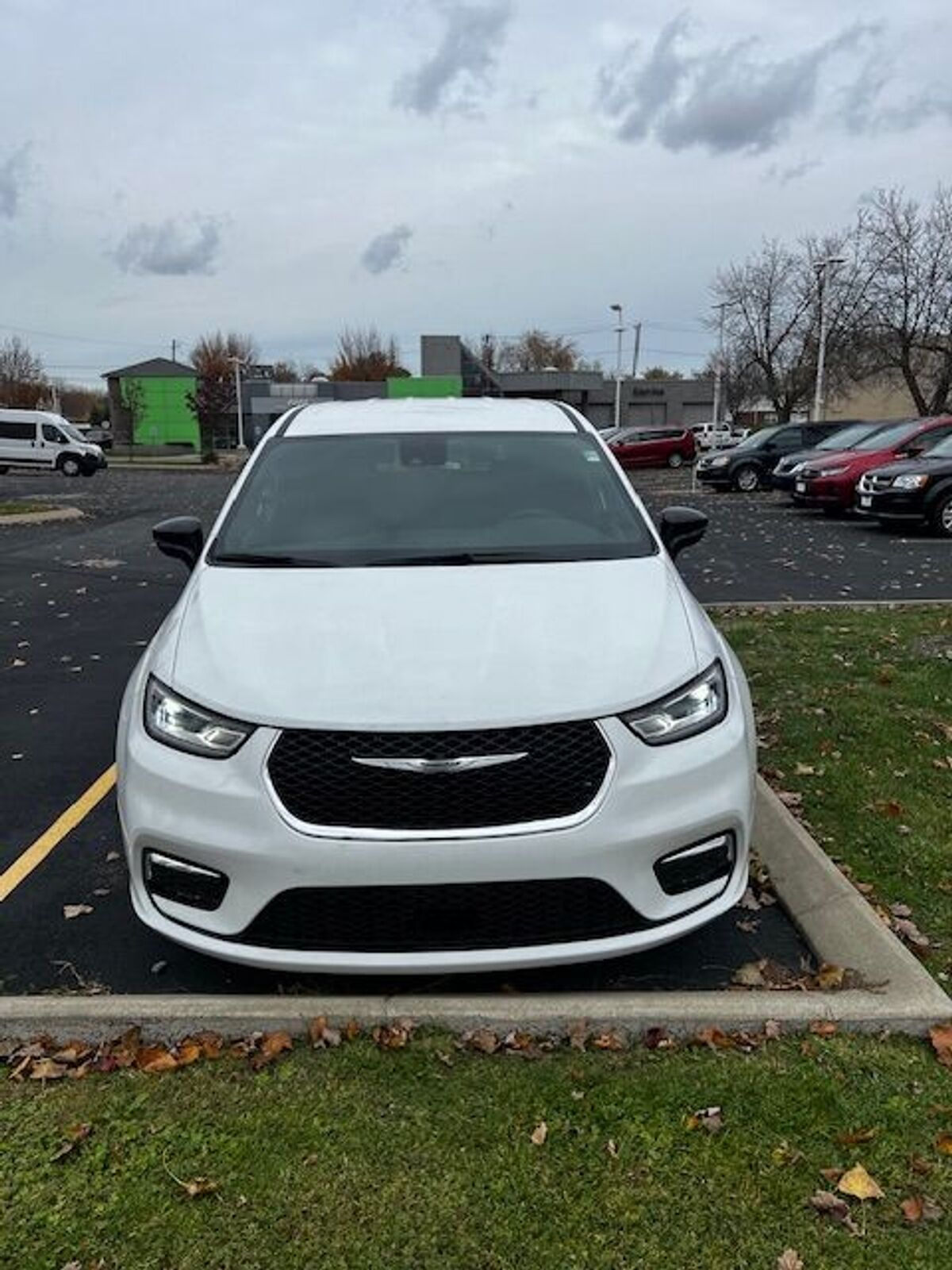 2026 Chrysler Pacifica Select - Photo 6