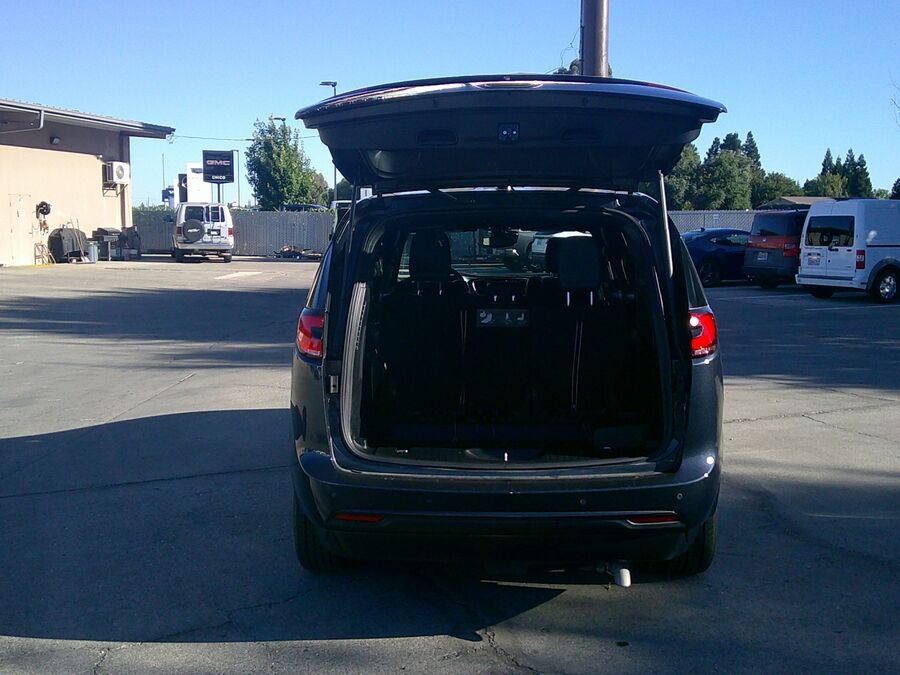 2021 Chrysler Pacifica Touring L - Photo 7