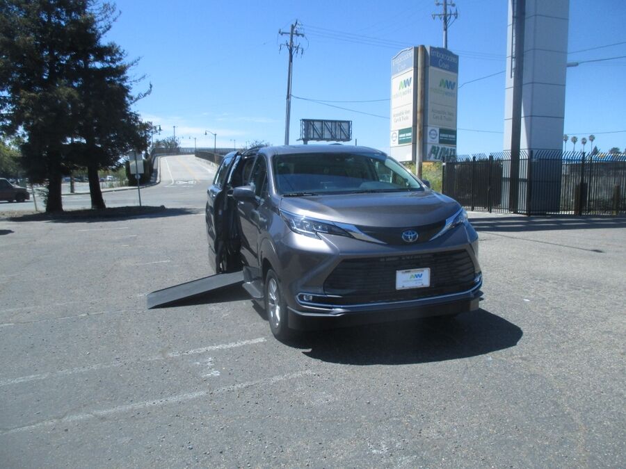 2022 Toyota Sienna