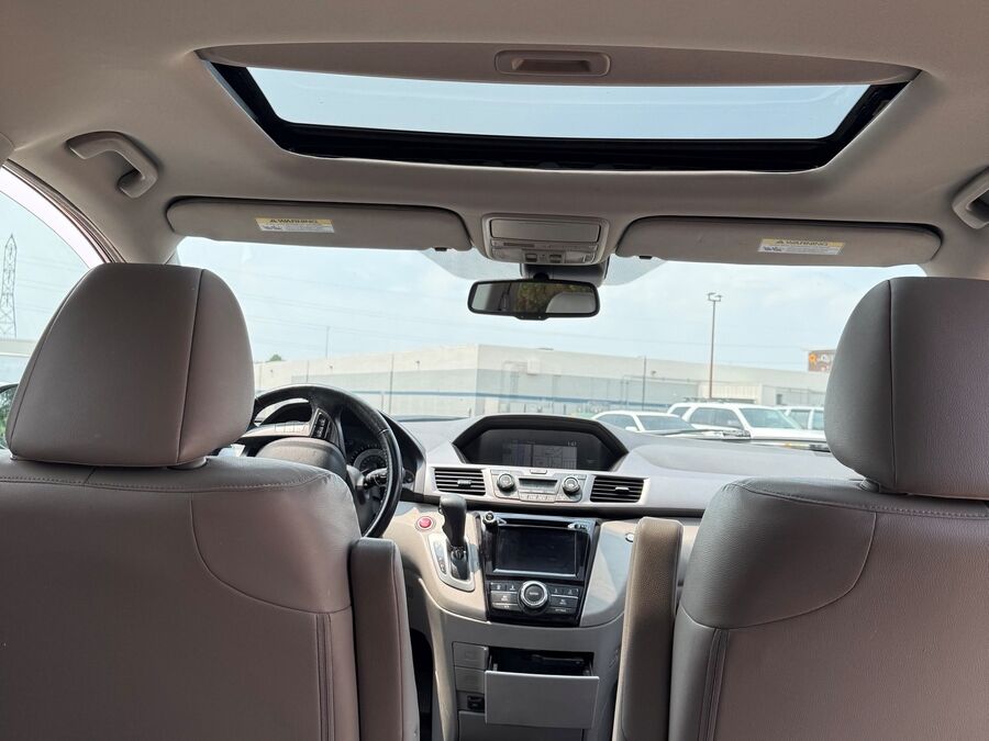 2016 Honda Odyssey EX-L - Photo 19
