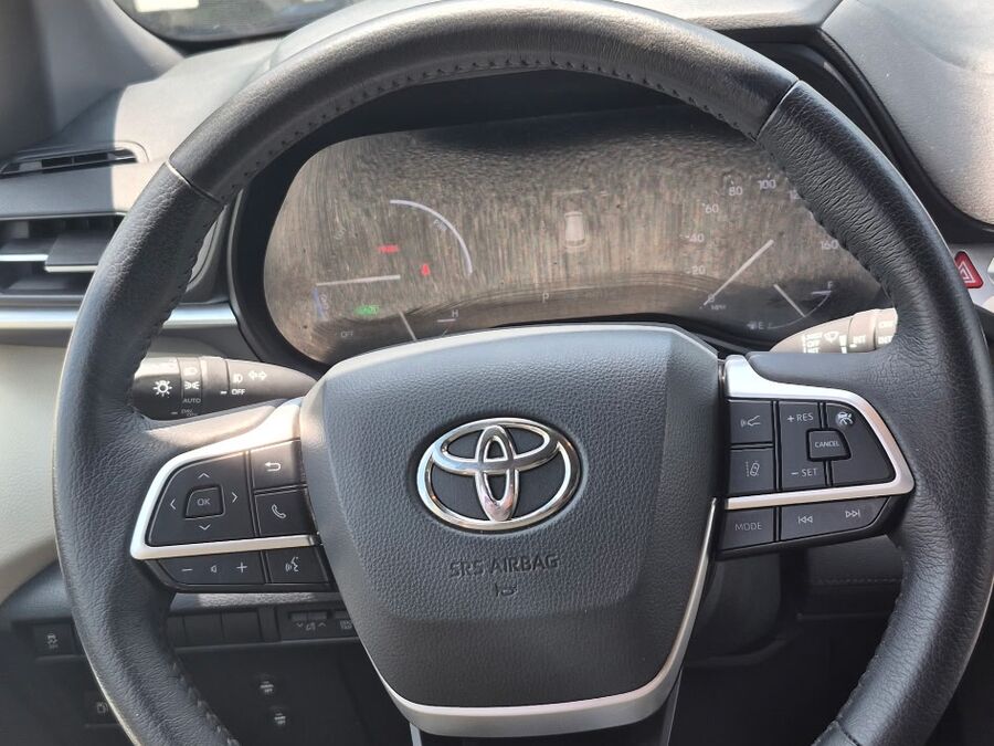 2021 Toyota Sienna XLE - Photo 15