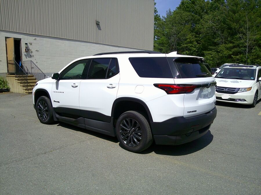 2023 Chevrolet Traverse RS - Photo 8