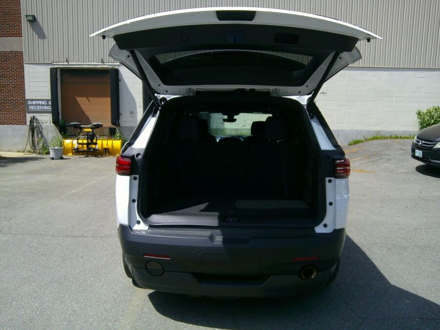 2023 Chevrolet Traverse RS - Photo 12