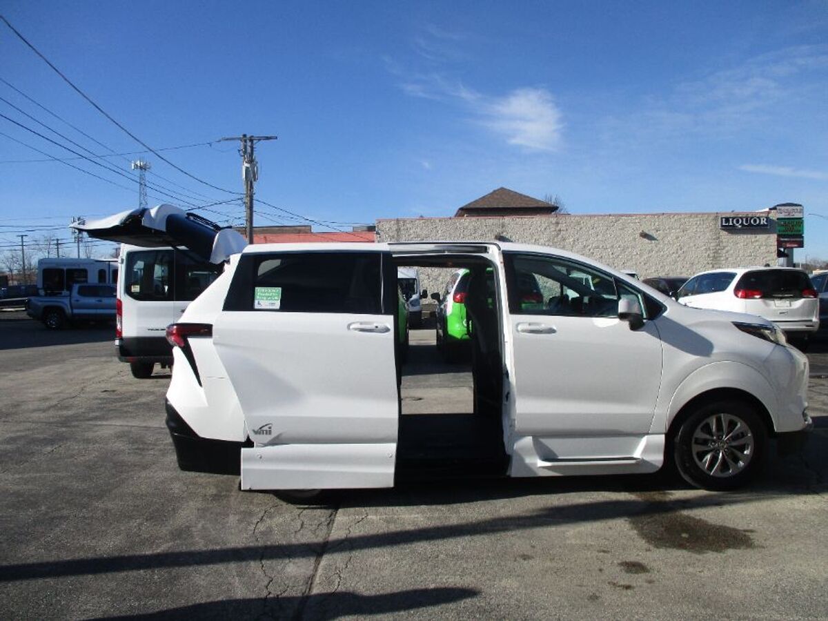 2022 Toyota Sienna